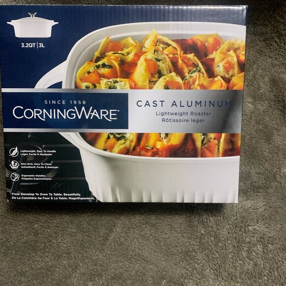 Corningware Other - Corningware 3.2Qt Aluminum Roaster W/ Lid Lightweight White Medium New